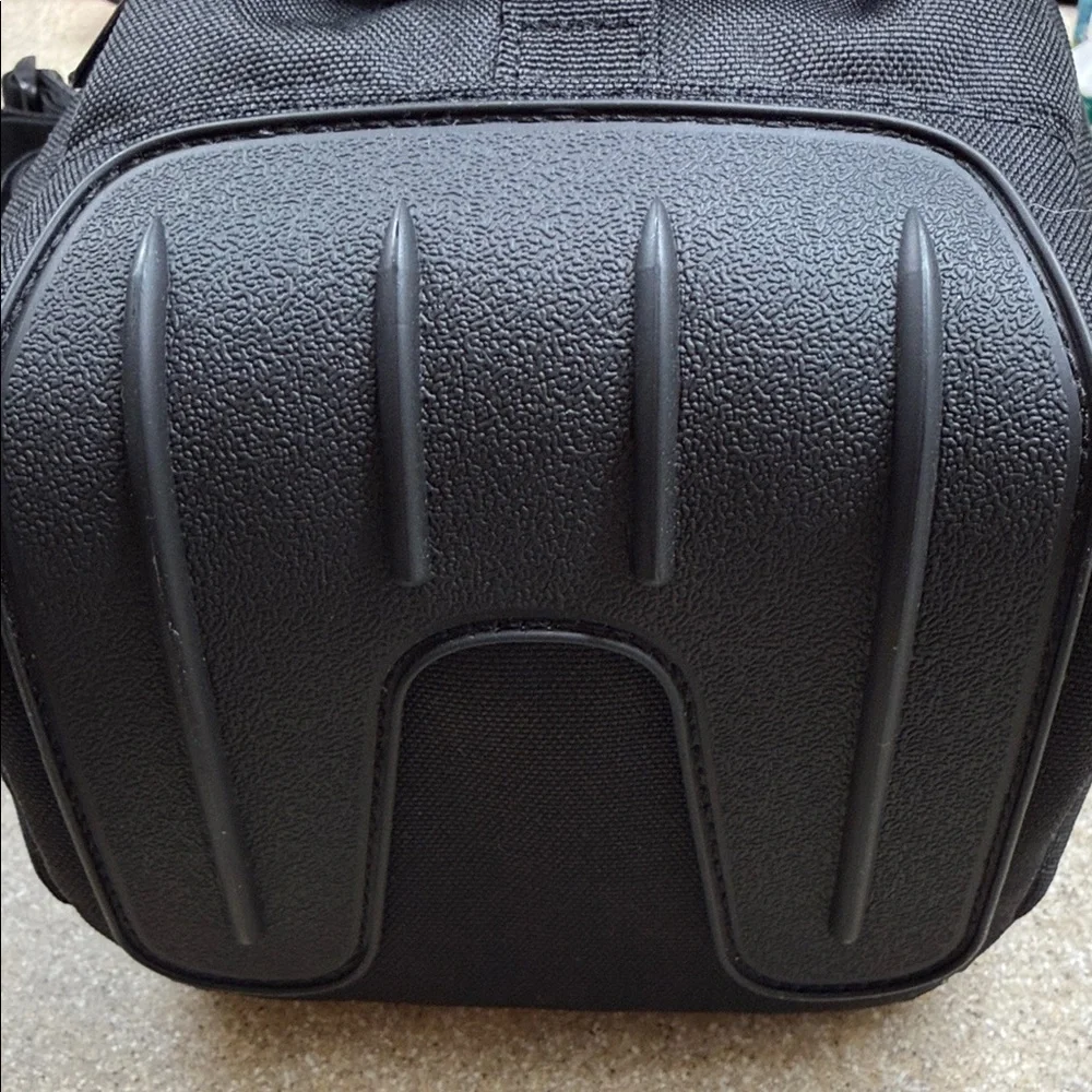 Lowepro Adventura SH 120 II Black and Orange Camera Bag